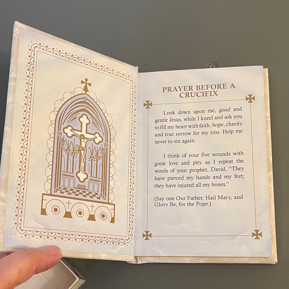 My First Communion Book Set - NEW - Picture 5 of 8